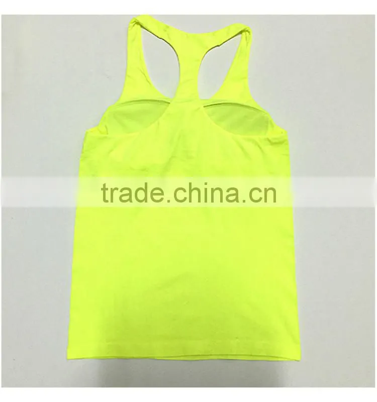 Women light color seamless underwear top