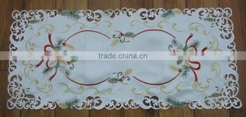 Embroidered Holiday Hollyberry Table Linens Runner