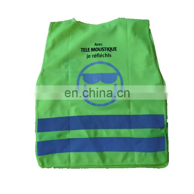New foldable reflective safety cloth for children