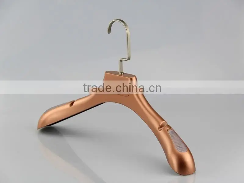 all kinds of color electronic plated hanger with anti-slip rubber for clothes