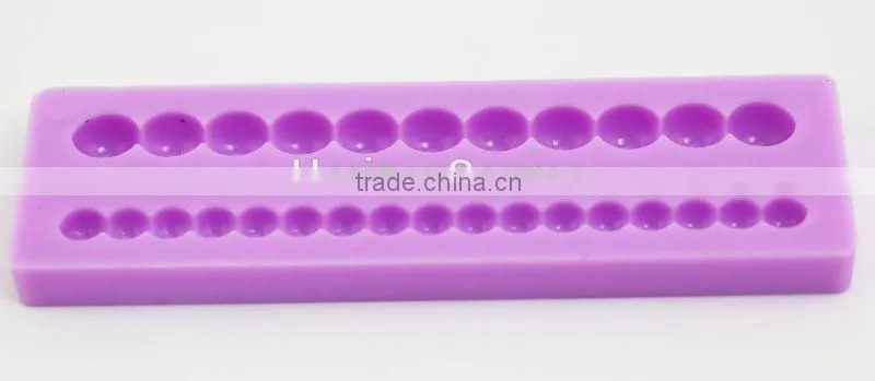 Custom design and Multi-shaped fondant quilting tool