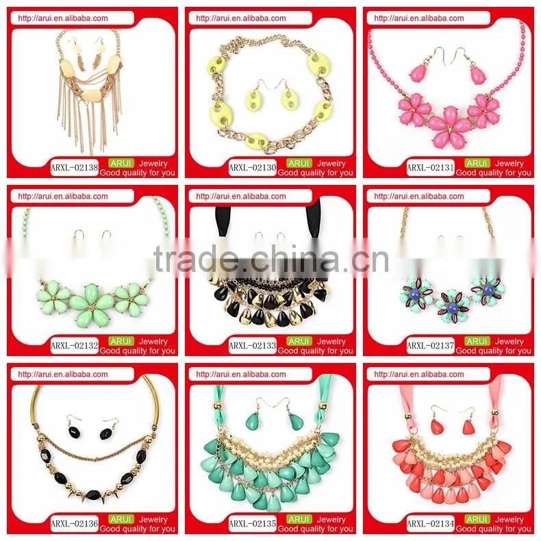 Gold Chain Bulk Factory Wholease Fashion Gold Necklace Beads Necklace