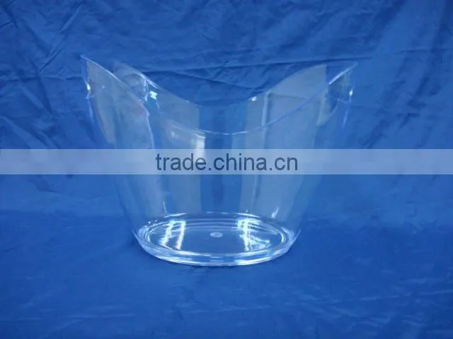 Plastic ice bucket