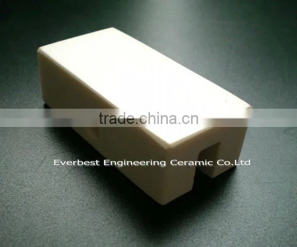 Good hardness and wear resistance alumina ceramic sheet