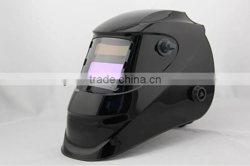 Auto darkening helmet