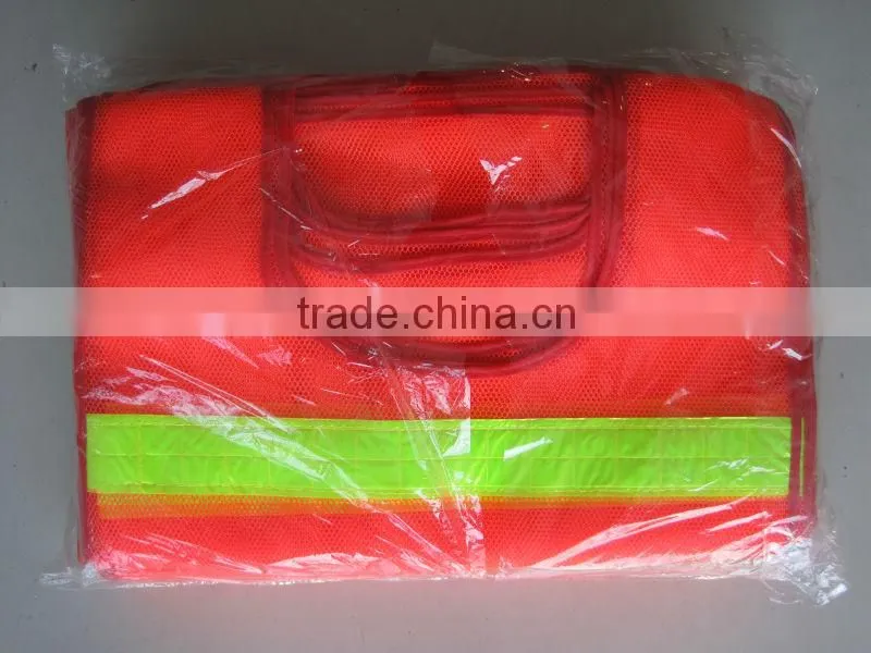 safety vest with pockets