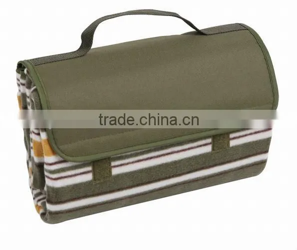 Fleece Throw Blanket with Waterproof PEVA Lining