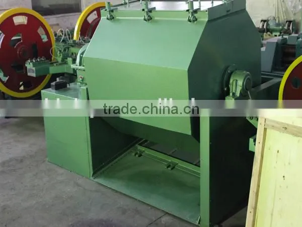 Roofing nail making machine