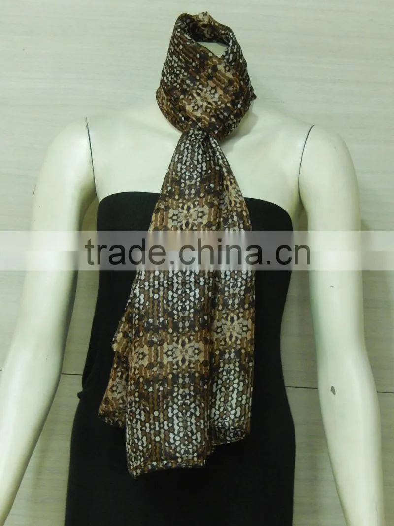 fashionable fancy printed silk scarf 90*90cm