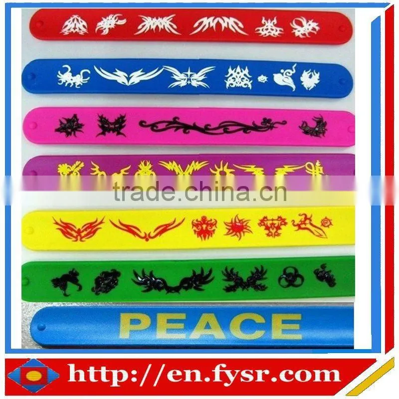 2013 hot seller silicone wristbands,de silicona pulseras bofetada custom logo printing are available