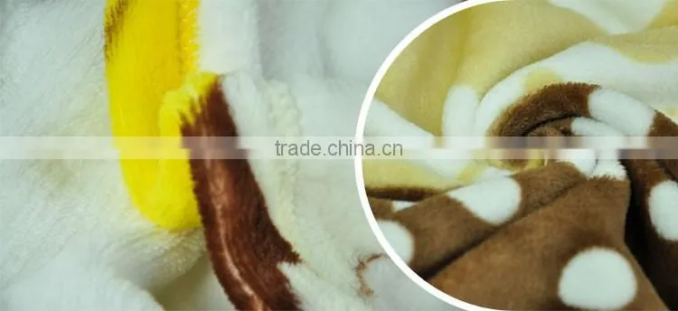Wholesale Soft Plush Micro Coral Fleece Blanket In Bulk