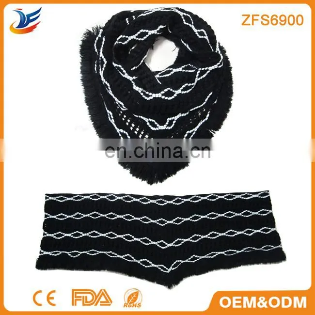 ladies knitting twist round neck scarf without fringes