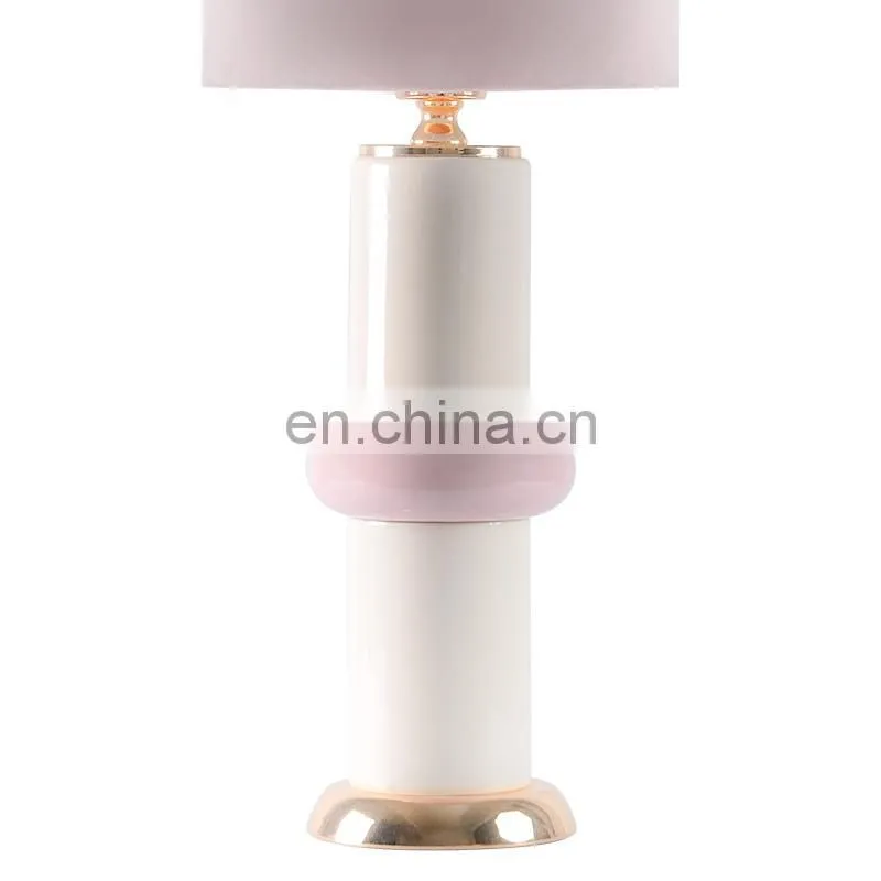 Modern home decoration and creative are personality ceramic table lamp