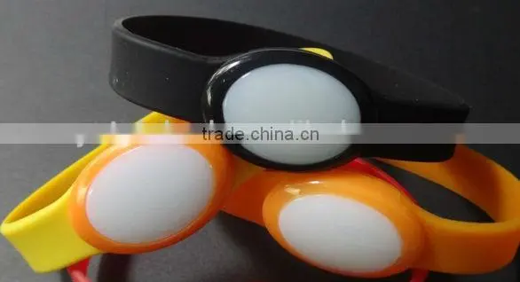 New design LED glowing silicone magnetic bracelet