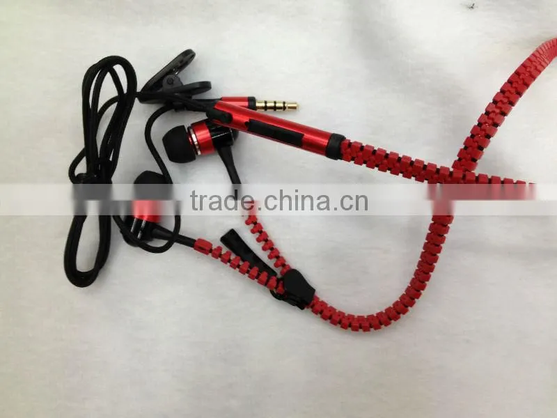 2013 NEW Fashion waterproof zip earphone with Mic
