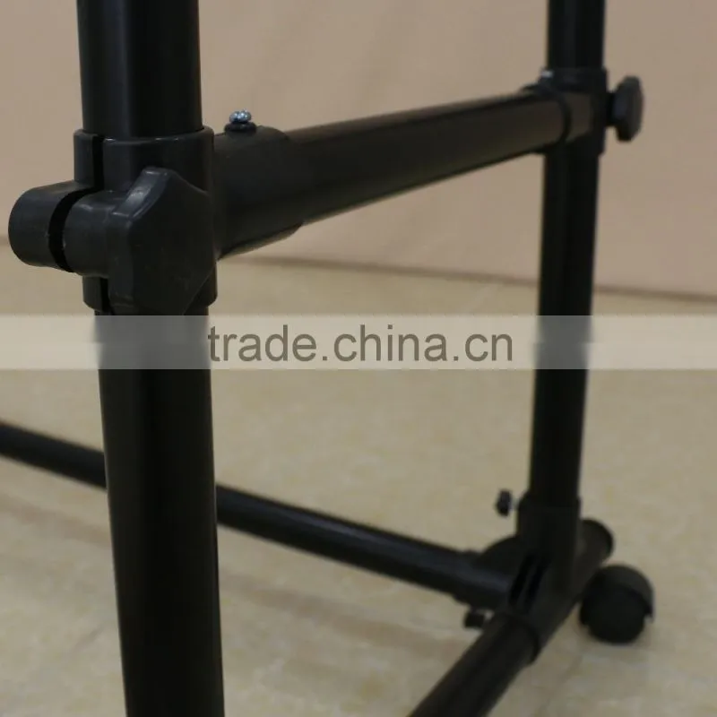 Adjustable metal display hanging rack with wheels