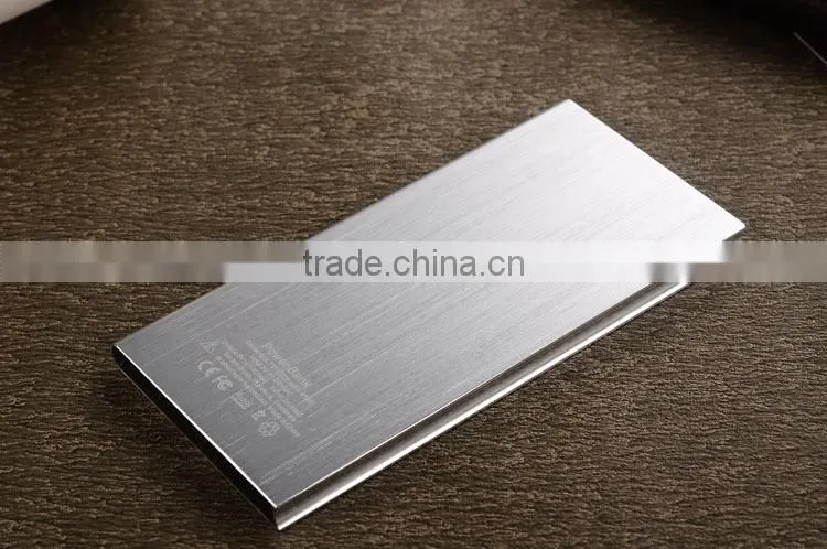 2015 unique design Dual USB Portable mobile power bank