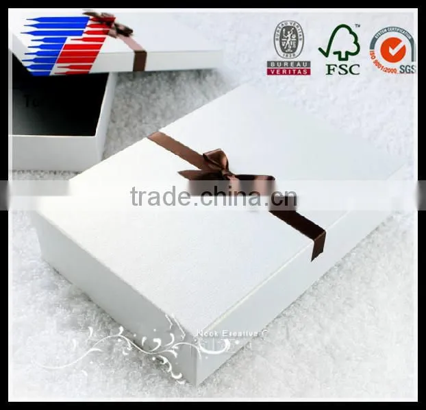 white packaging box for christmas ornament