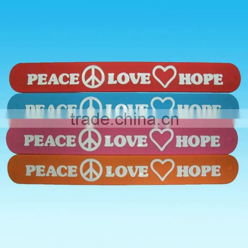 Nice Promotional Gift Soft Thin Spiky I LOVE MY BFF silicone slap band