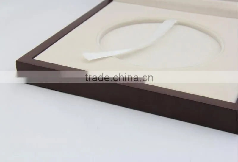 Wooden Gift Boxes For Collector Plates with clear window