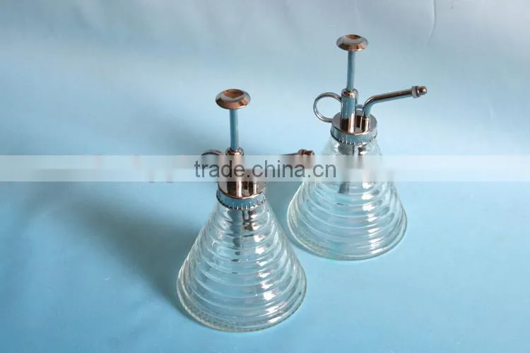 stripe hand pump glass sprayers with golden lid