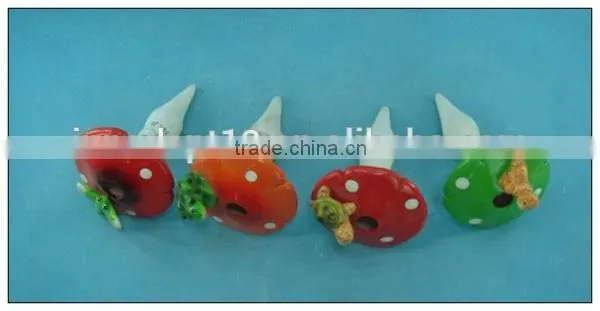 Factory Direct Sale Garden decoration ceramic pottery mushroom plant watering spike