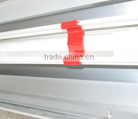 evaporative cooling pad cooling system for poultry farm