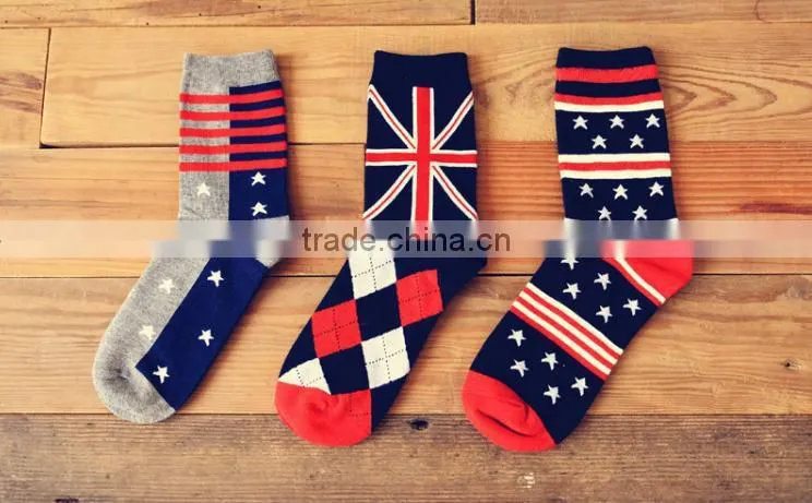 Winter 2014 new tide socks cotton comfortable lattice star spell color men short socks wholesale
