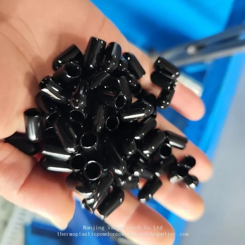 Automatic-dip-PVC-mould-machine-for-small-size-caps