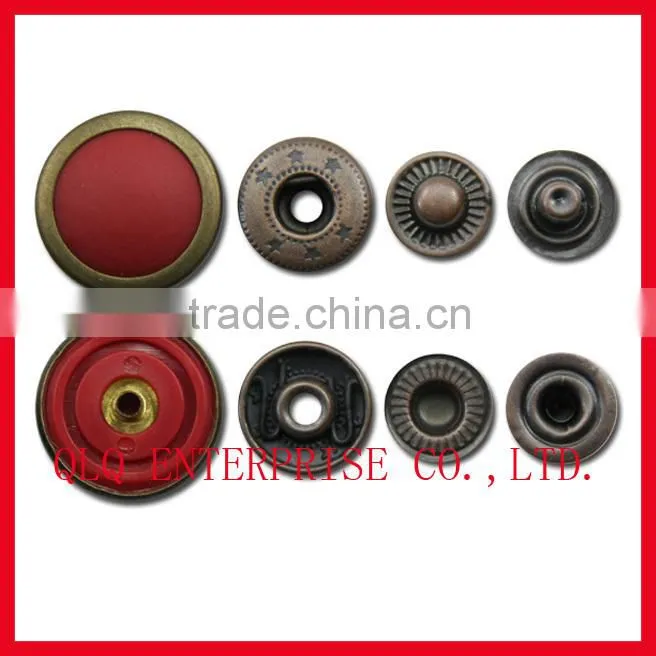 Snap Button with Plastic Surface