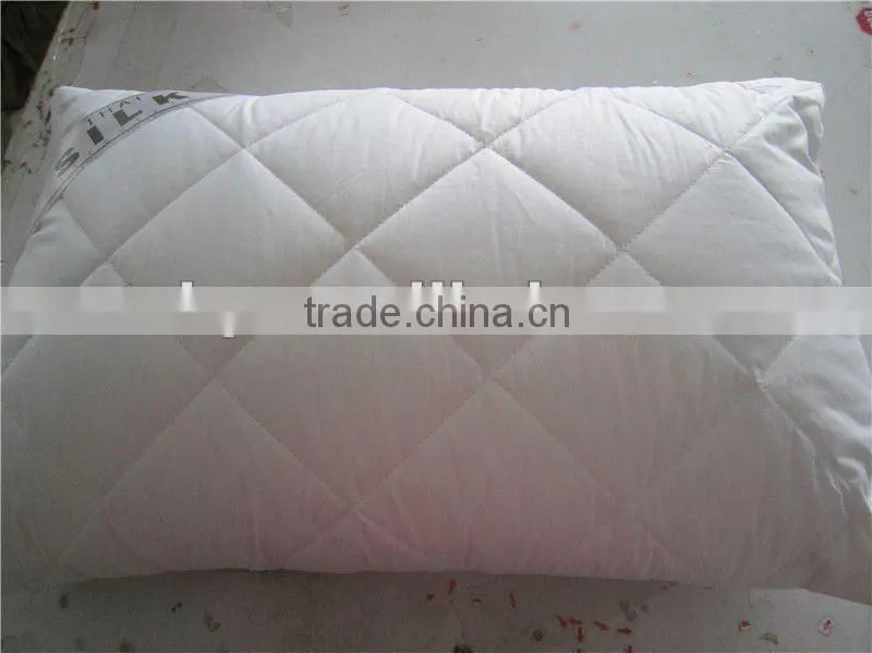 hot selling high quality and elegant silk pillow