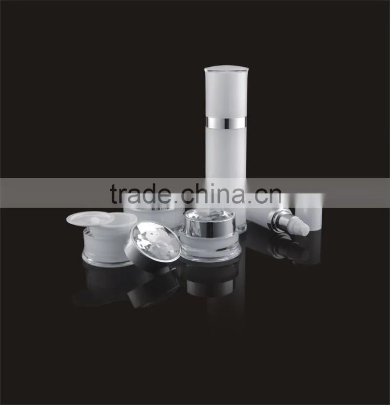 Professional design top grade cosmetic spray bottle