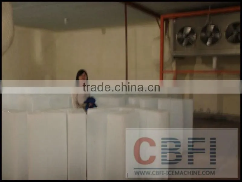 Industrial block ice maker