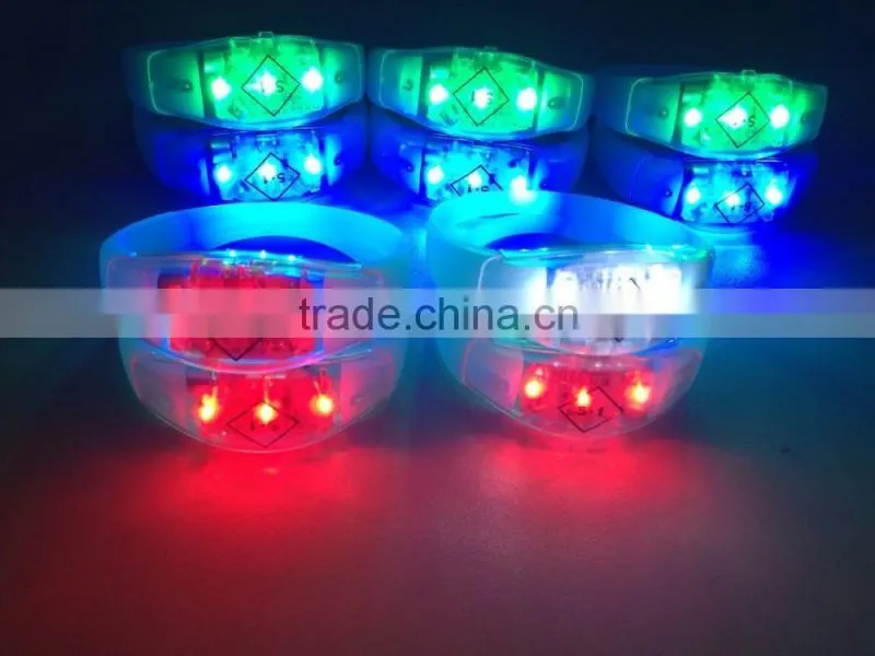 Factory Silicone LED Bracelets , Led Light Bracelets Led Flashing Bracelet , Led Light Wristbands Sound Activated Led Bracelet