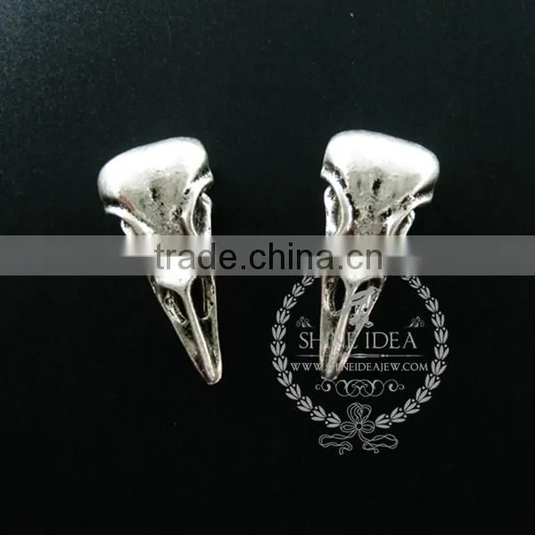 32*15mm vintage antique silver metal heavy duck head skull pendant charm 1830066