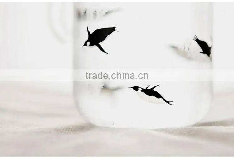 New design Christmas gift polar pattern glass polar bear penguin cup