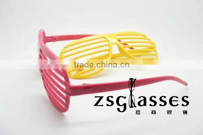 Cheap promotional shutter shades sunglasses/plastic frame sunglasses fashion sunglasses