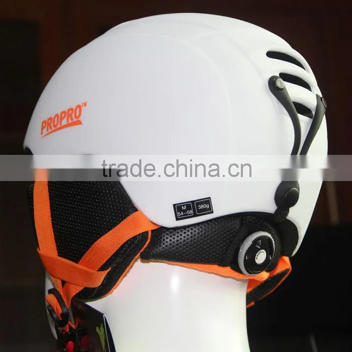 New Design Snowboard Helmet Stylish and Best Safety Protective keep Warmth