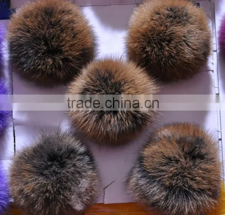 Alibaba China Factory Price Fox Fur Ball Keychain / Fluffy Fox Fur Pompon