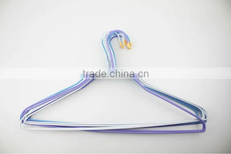 GS6105 Durable plastic PE coated wire clothes hanger (8pcs)