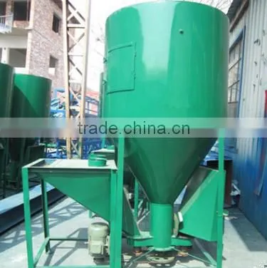 Animal feed mixing machine for poultry