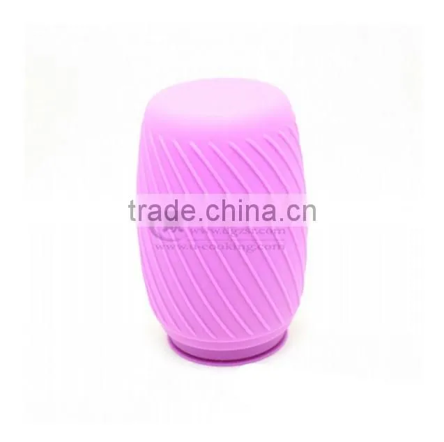 Silicone vase of flower