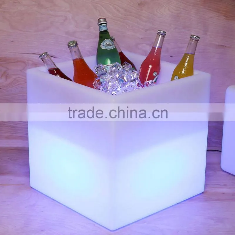 cheap color changing led square flower pot for whole sale