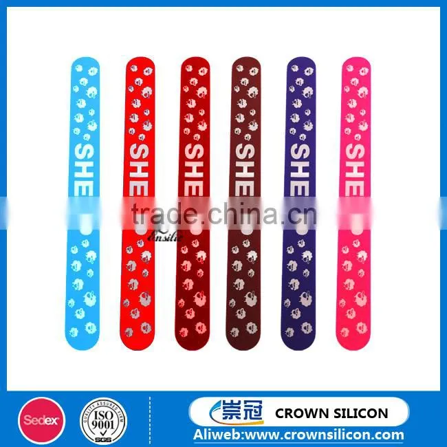 High quality cheap silicone rubber snap bracelets