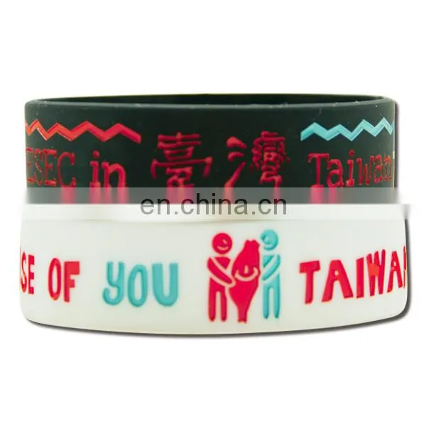 Debossed silicone wristband bracelet supplier