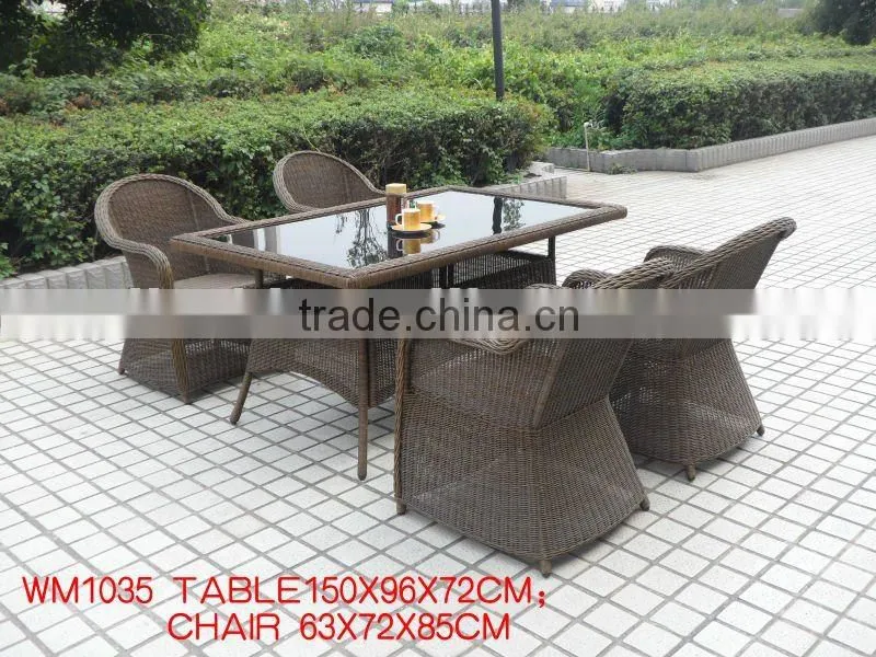 outdoor rattan table leg