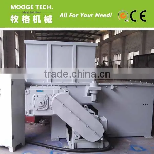Solid Plastic Shredding Machine