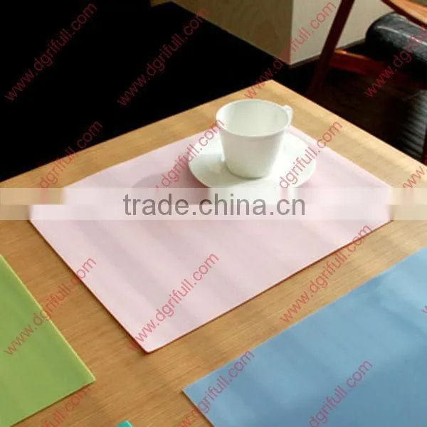 Multicolour flexible silicone placemat