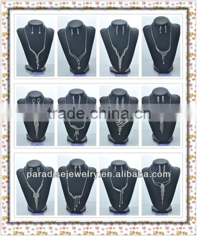 Fashion Clear Rhinestone Aolly Necklace and Earrings Jewelry Set-NE24010