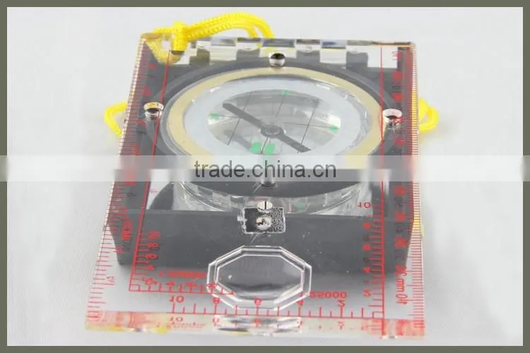 Manufacturered Cheap Price Plastic Magnetism Compass
